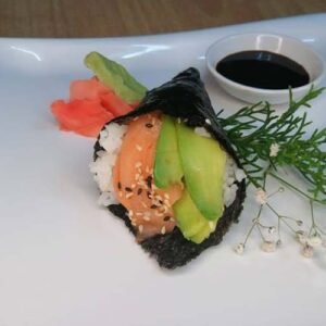 Temaki de salmón - Image 1